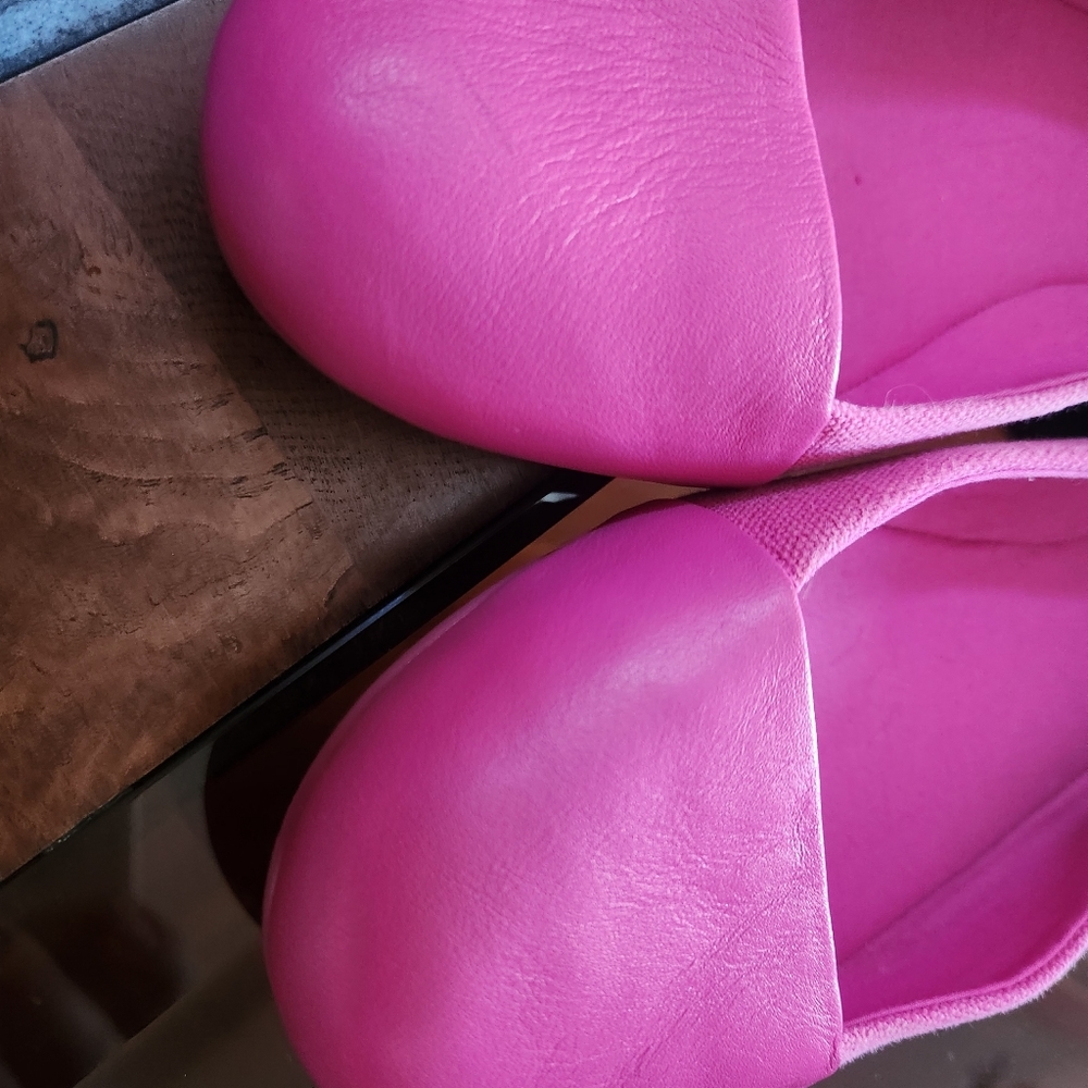 Kate Spade Flats size 9 fits 8.5